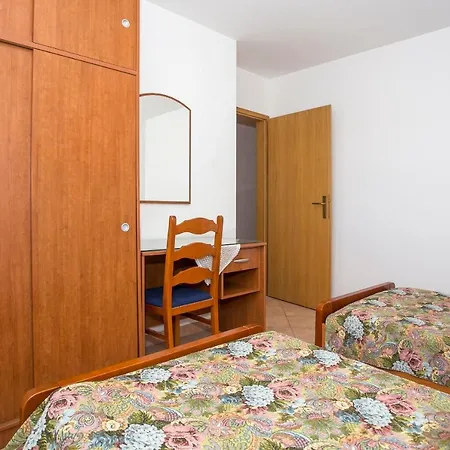 Jaksa 181 Guest house
