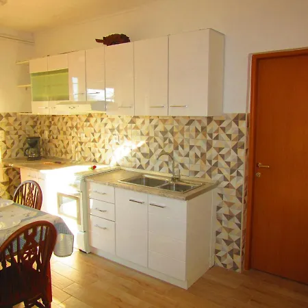 Jaksa 181 Guest house Pula