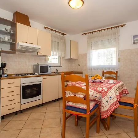 Jaksa 181 Guest house Pula