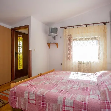 Jaksa 181 Pensionat 3*